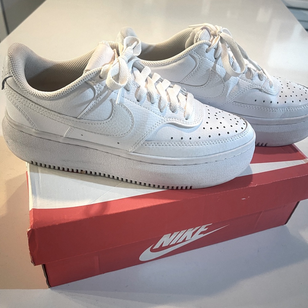 Nike platforms